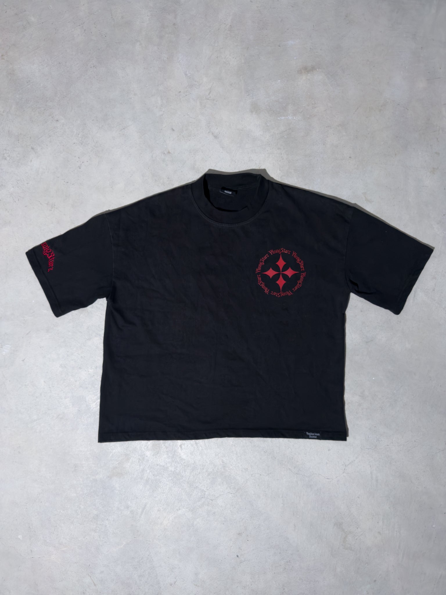 La Marque Sacrée Cropped Noir Sang Tee